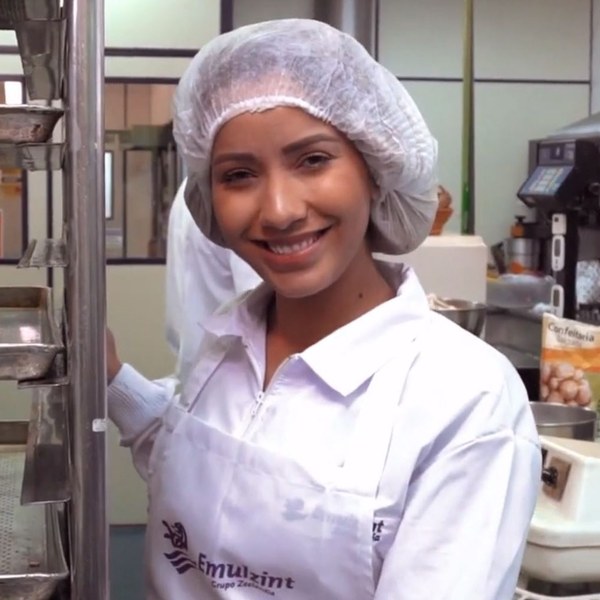 woman working at zeelandia in bakery